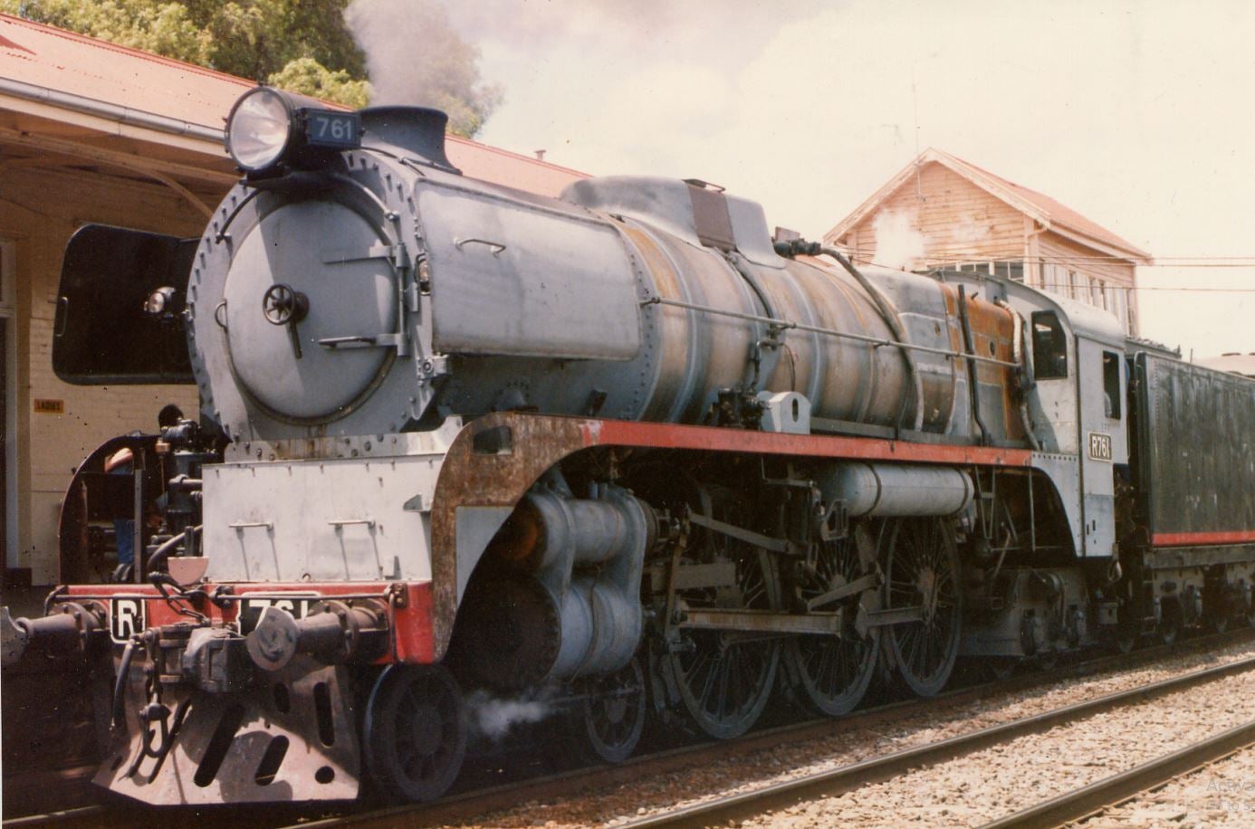 R761 | Steamrail Victoria
